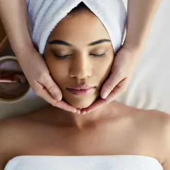 Rejuvenating Facial (5)